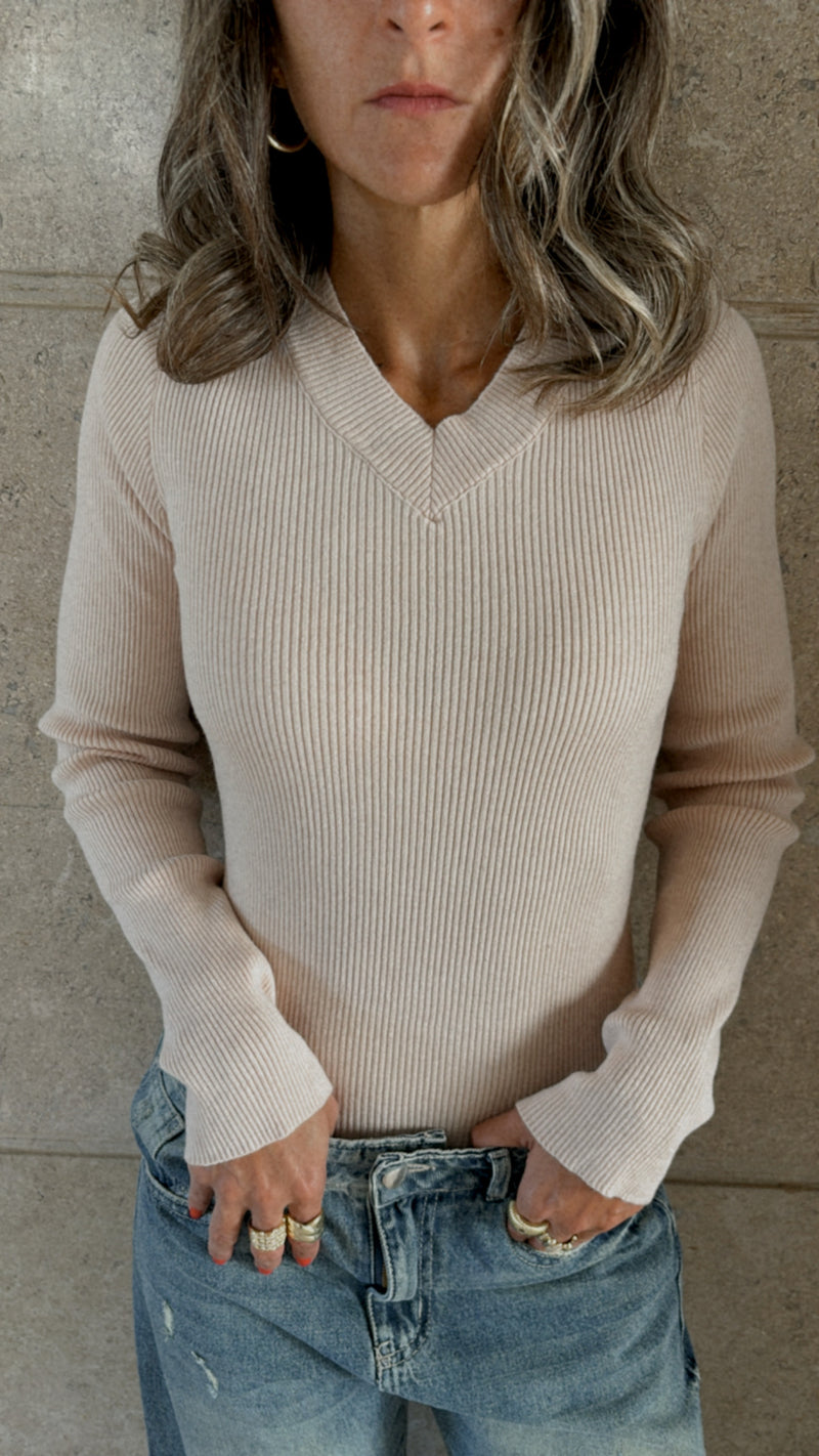 Beige V-Neck Contour Elevated Pullover