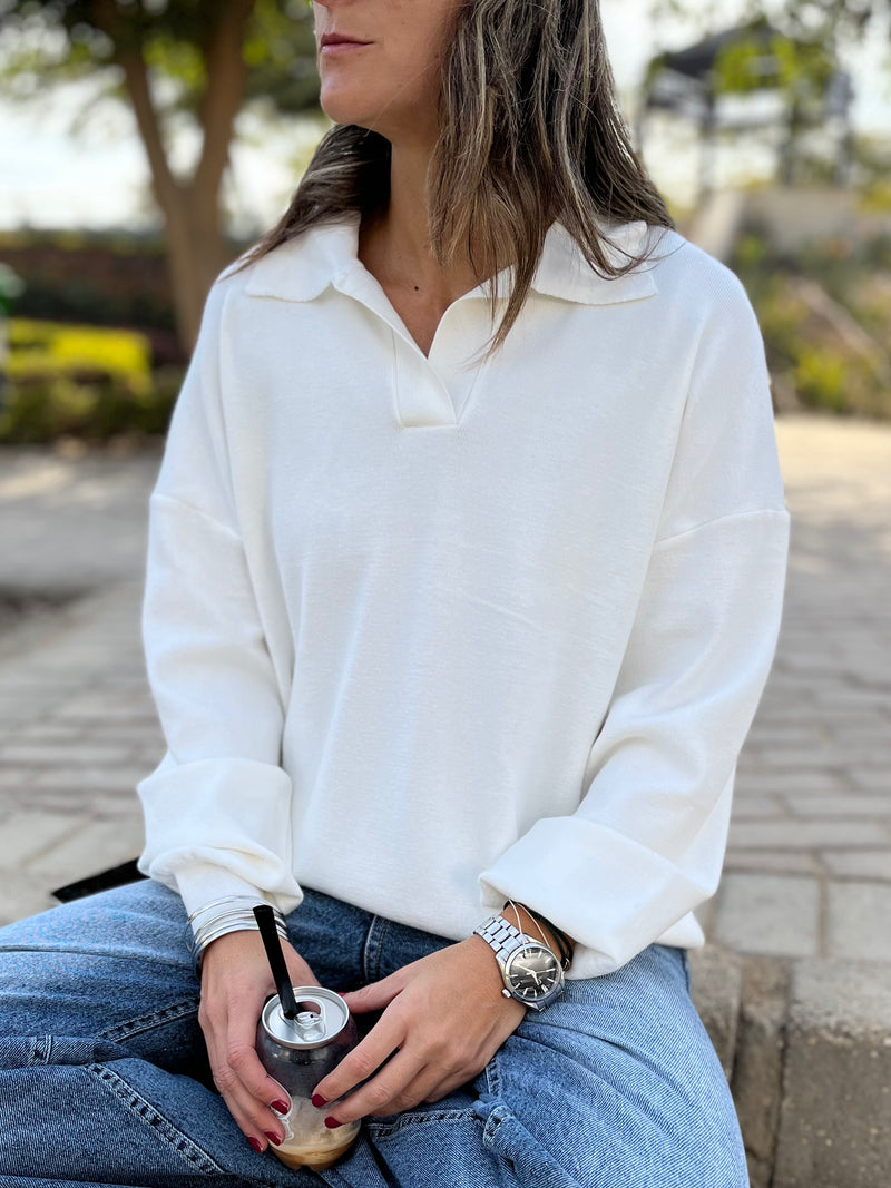 White Collard Long Sleeve Pullover