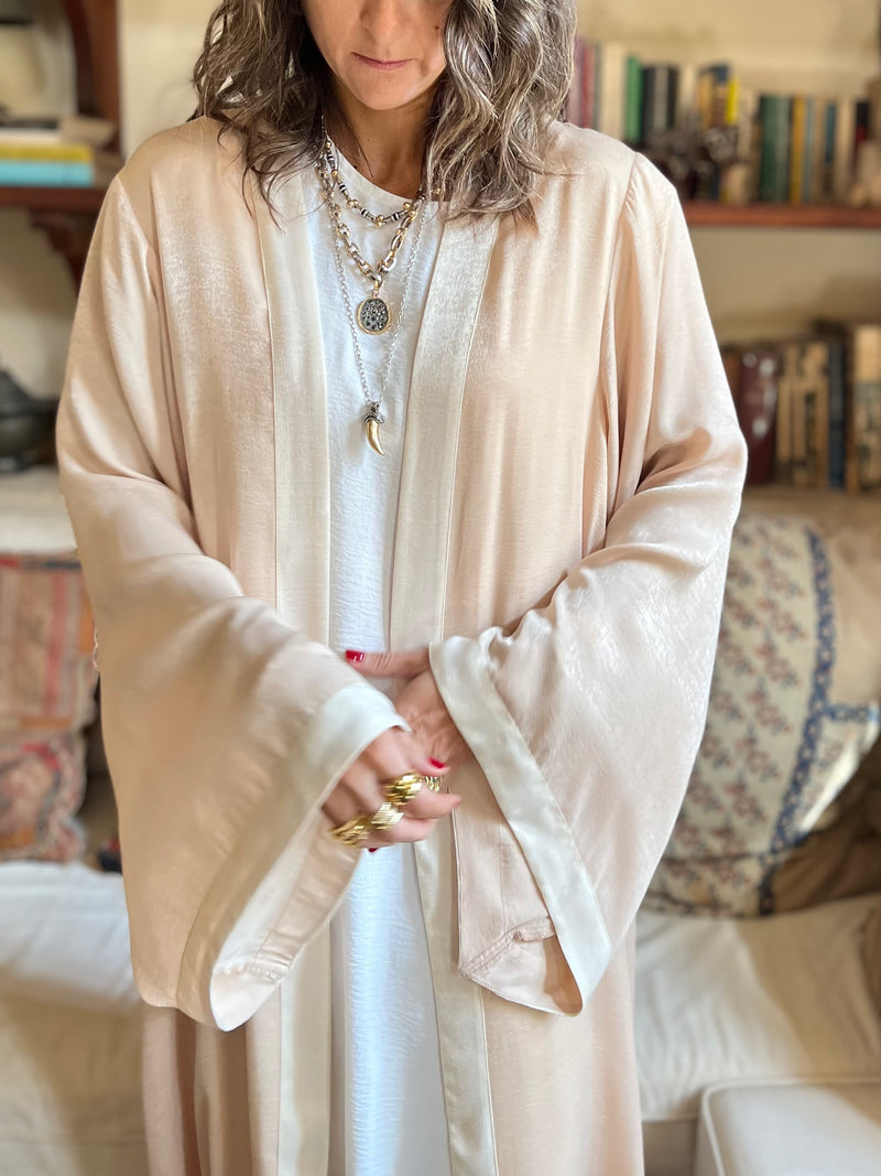 PREORDER Beige Border Glowy Kimono