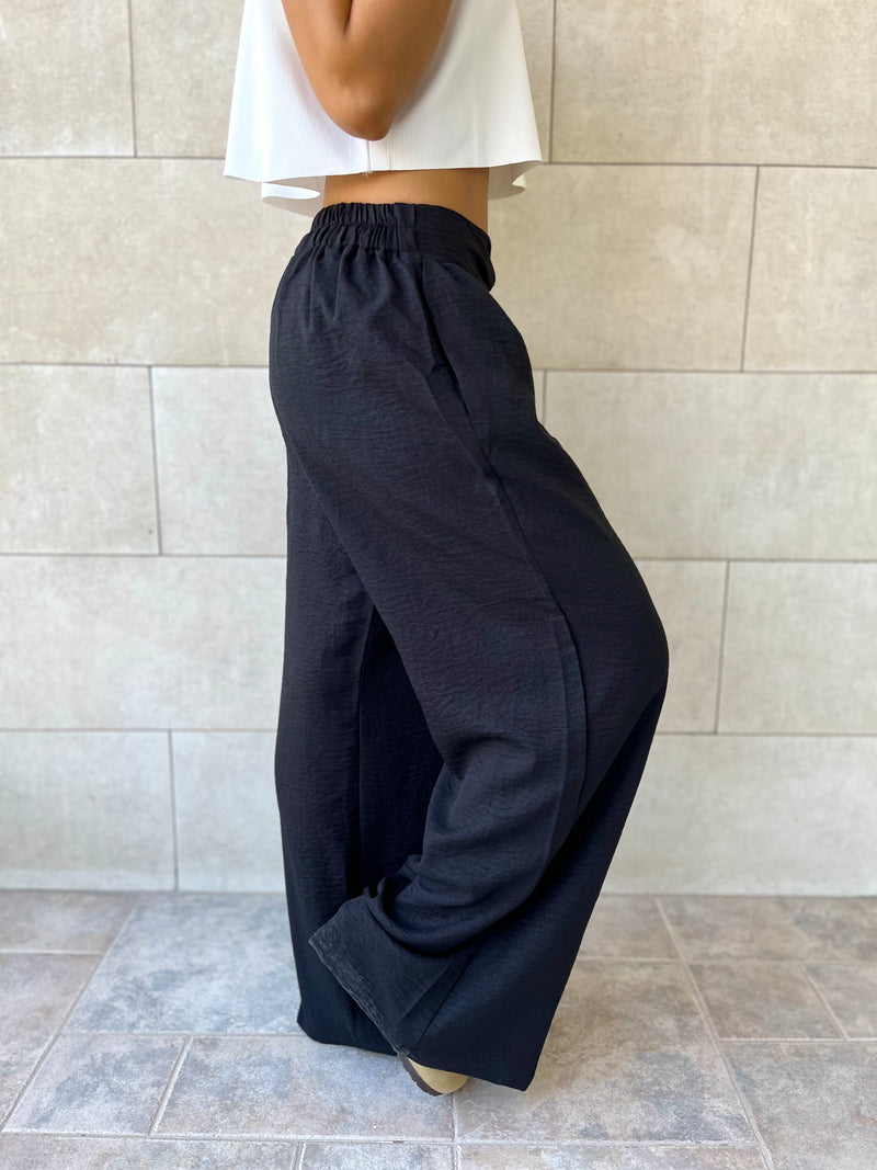 Black Knot Waist Light Pants